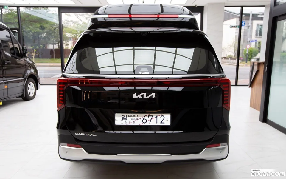 Kia Carnival 9 () 2025 — миниатюра 3