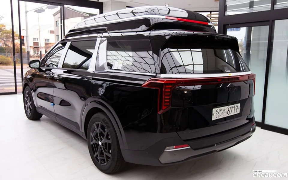 Kia Carnival HEV 9 () 2025 — миниатюра 2
