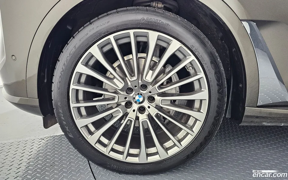 BMW X7 xDrive 40i 6 2023 — миниатюра 5