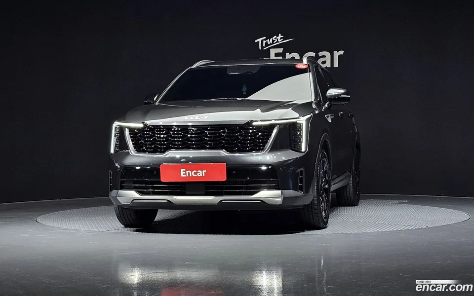 Kia Sorento HEV 1.6 2WD 2023 — миниатюра 3