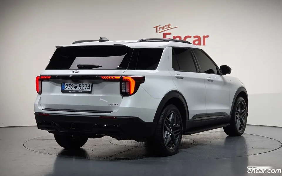 Ford Explorer 2.3 ST- 4WD 2025 — миниатюра 2