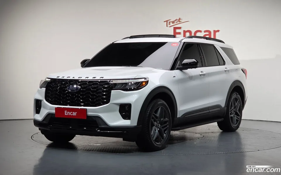 Ford Explorer 2.3 ST- 4WD 2025 — фото 1, купить с доставкой в Москву