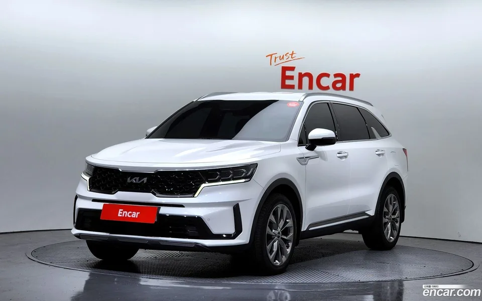 Kia Sorento 2.5T 2WD 2022 — фото 1, купить с доставкой в Москву