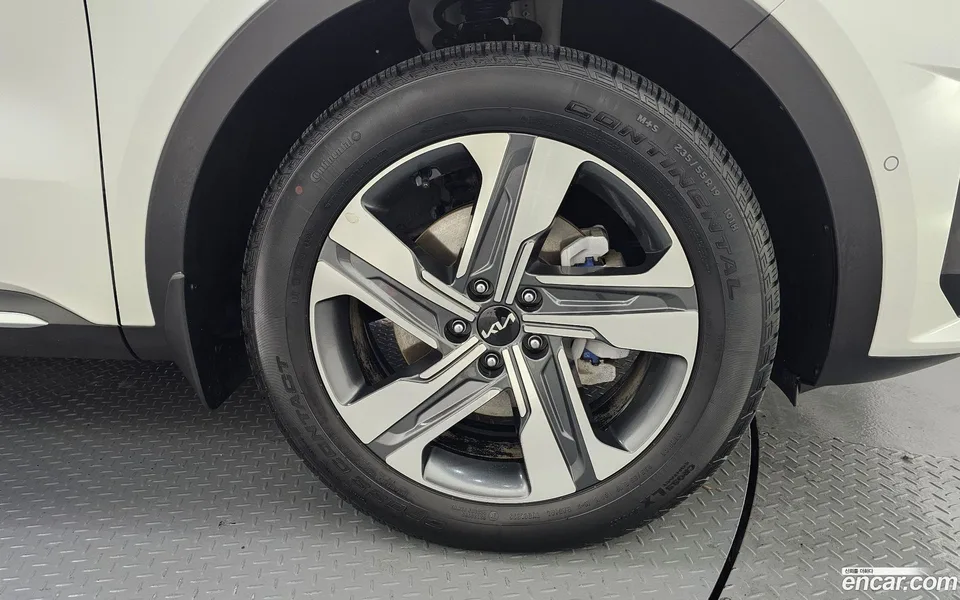 Kia Sorento HEV 1.6 2WD 2023 — миниатюра 5