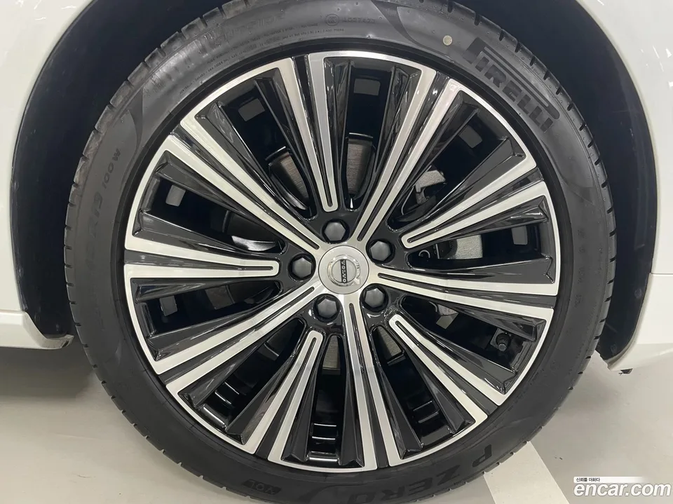 Volvo S90 B5 2024 — миниатюра 5