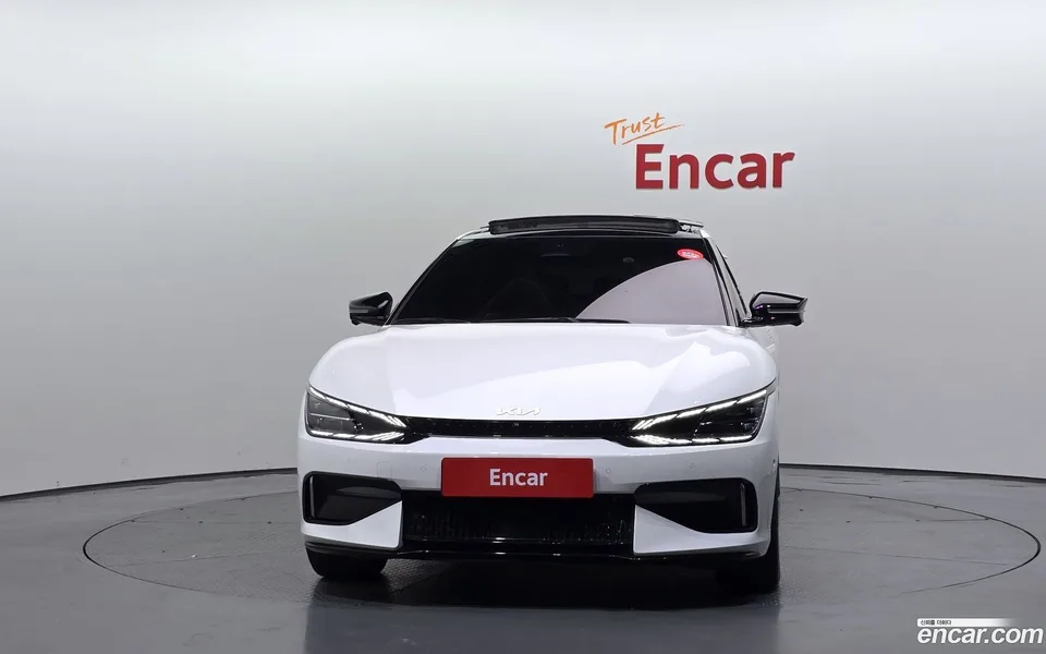 Kia EV6 GT 4WD 2023 — миниатюра 3