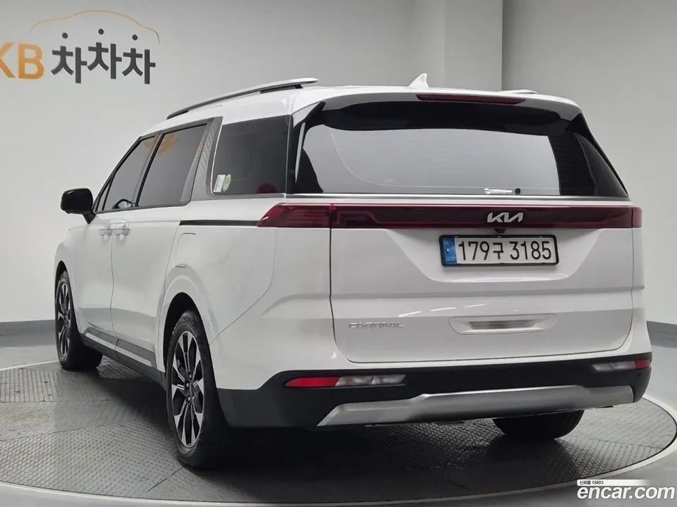 Kia Carnival 9 2023 — миниатюра 2