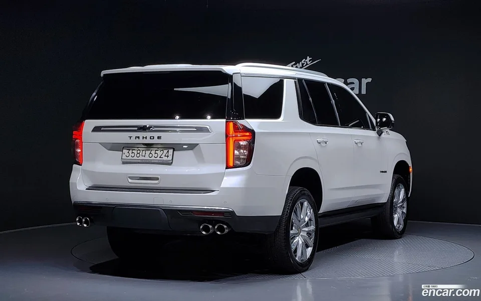Chevrolet Tahoe 6.2 4WD 2022 — миниатюра 2