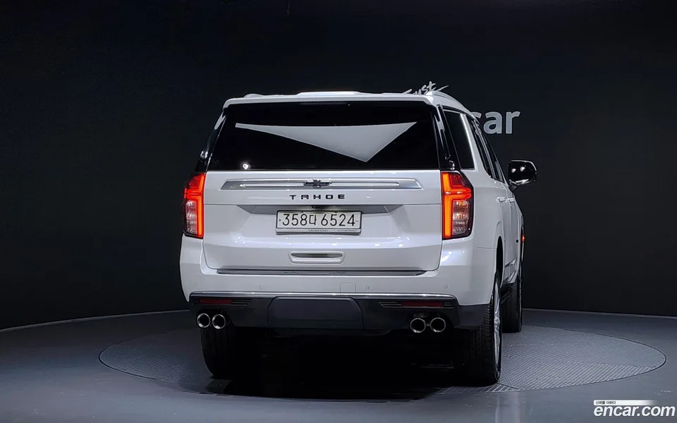 Chevrolet Tahoe 6.2 4WD 2022 — миниатюра 4