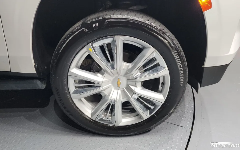Chevrolet Tahoe 6.2 4WD 2022 — миниатюра 5