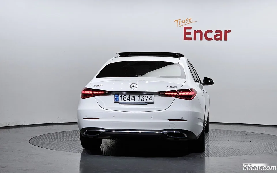 Mercedes-Benz C-Class C300 4MATIC 2024 — миниатюра 4
