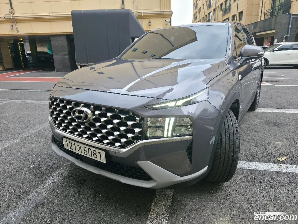 Hyundai SantaFe 2.2 2WD 2022 — фото 1, купить с доставкой в Москву