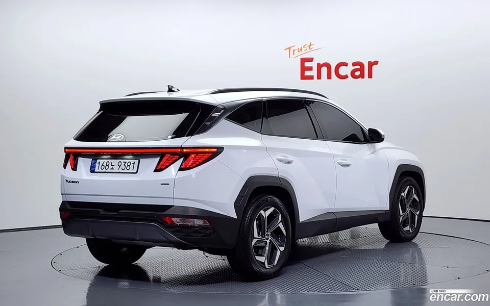 Hyundai Tucson 1.6 4WD 2022 — миниатюра 2