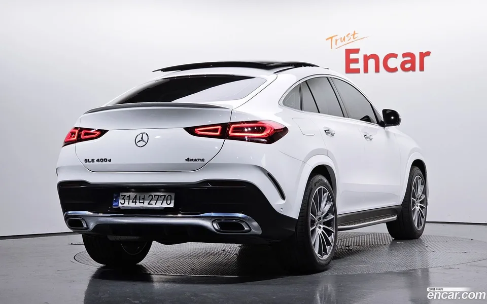 Mercedes-Benz GLE-Class GLE400d 4MATIC 2023 — миниатюра 2