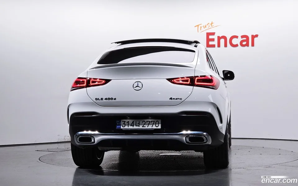Mercedes-Benz GLE-Class GLE400d 4MATIC 2023 — миниатюра 4