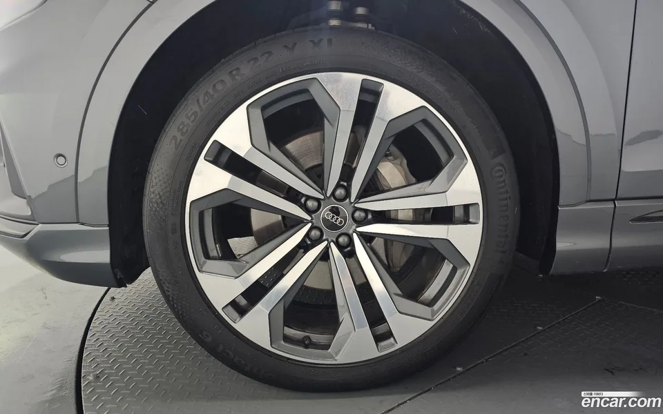 Audi Q8 (4M) 55 TFSI 2023 — миниатюра 5