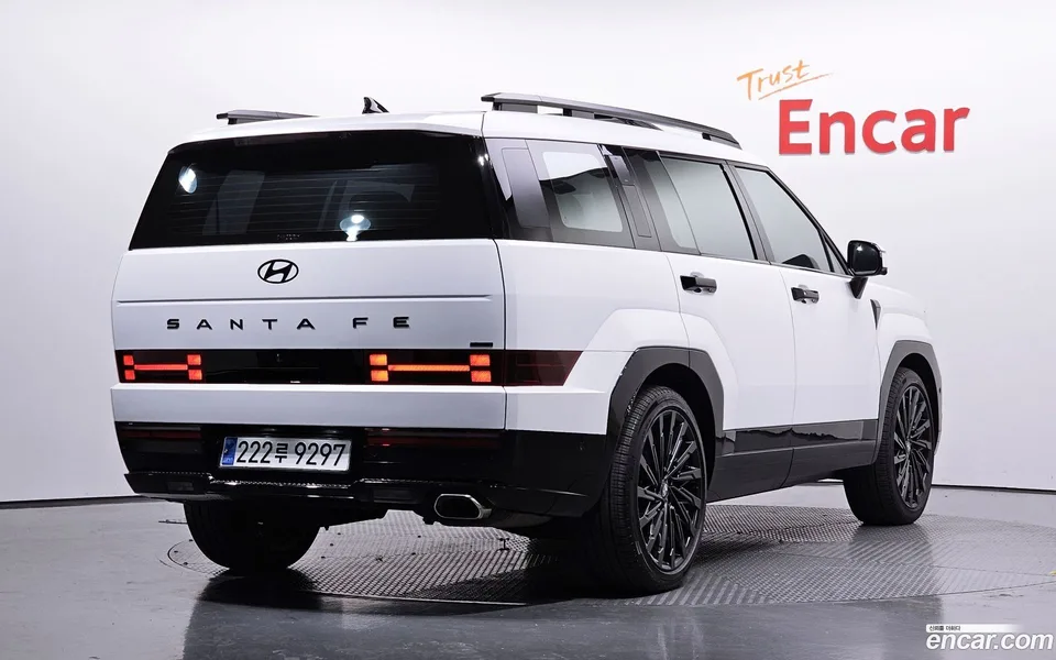 Hyundai SantaFe 2.5T 4WD 2023 — миниатюра 2
