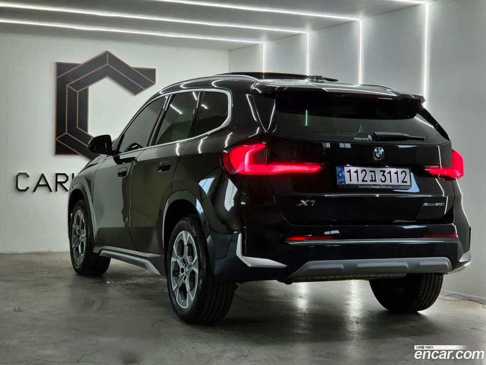 BMW X1 xDrive 20i xLine 2024 — миниатюра 3