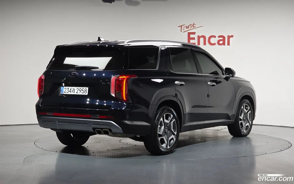 Hyundai Palisade 2.2 2WD 2023 — миниатюра 2