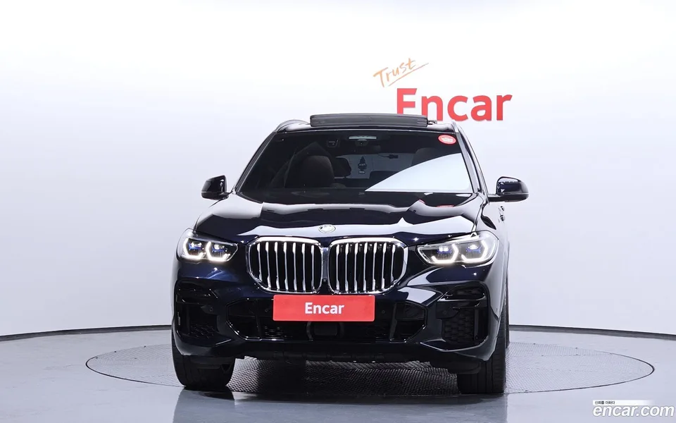 BMW X5 xDrive 40i M 2023 — миниатюра 3