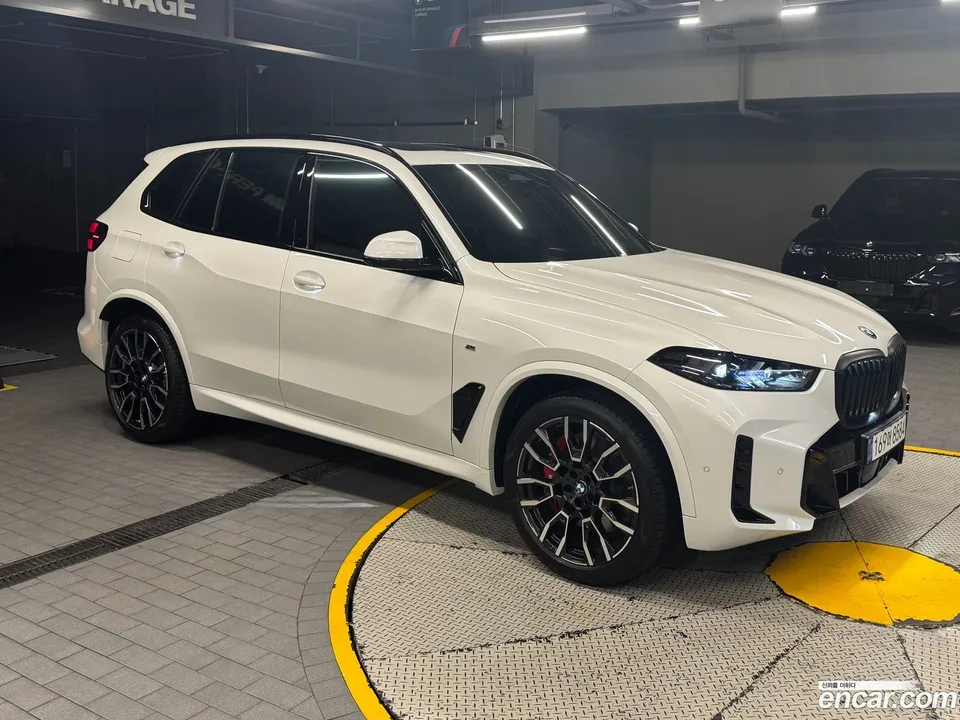 BMW X5 xDrive 50e M 2025 — миниатюра 4