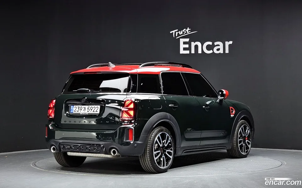 MINI Cooper S Countryman JCW 2023 — миниатюра 2