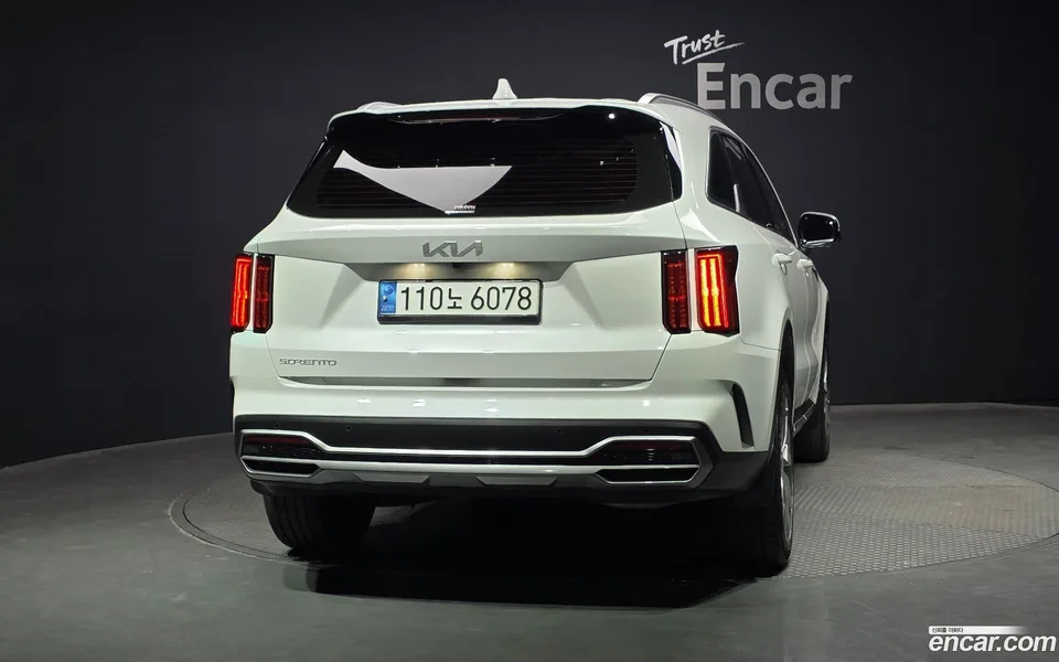 Kia Sorento 2.2 2WD 2023 — миниатюра 4
