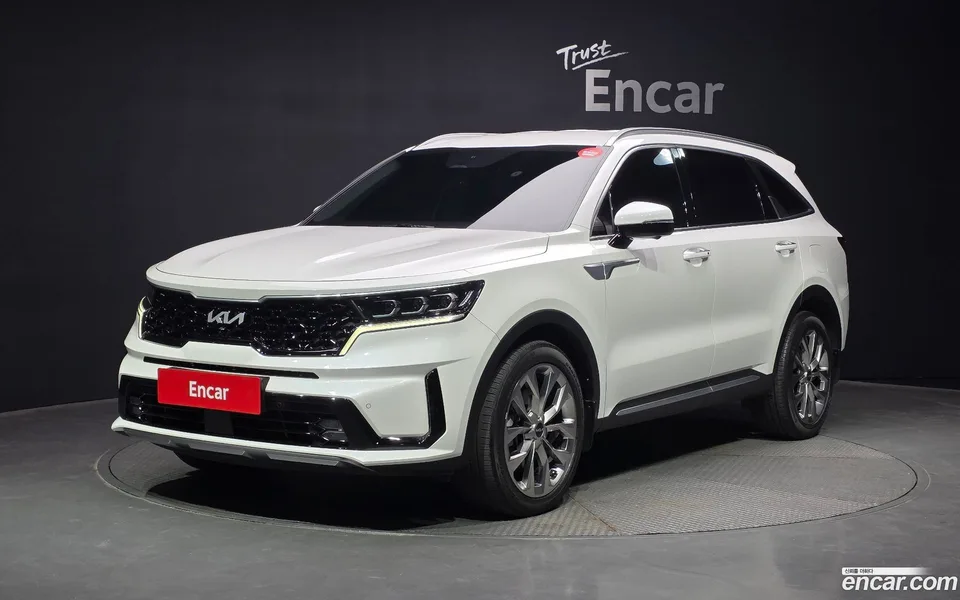 Kia Sorento 2.2 2WD 2023 — фото 1, купить с доставкой в Москву