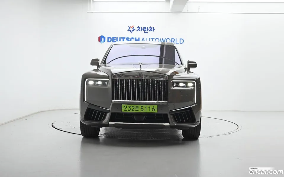 Rolls-Royce Cullinan 6.7 V12 2024 — миниатюра 3