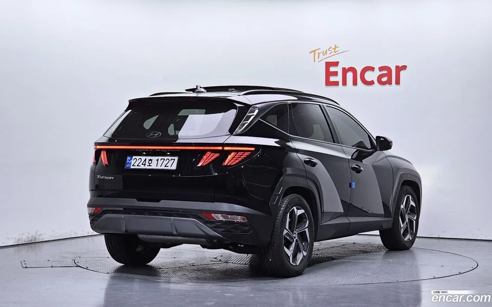 Hyundai Tucson Hybrid 2WD 2023 — миниатюра 2