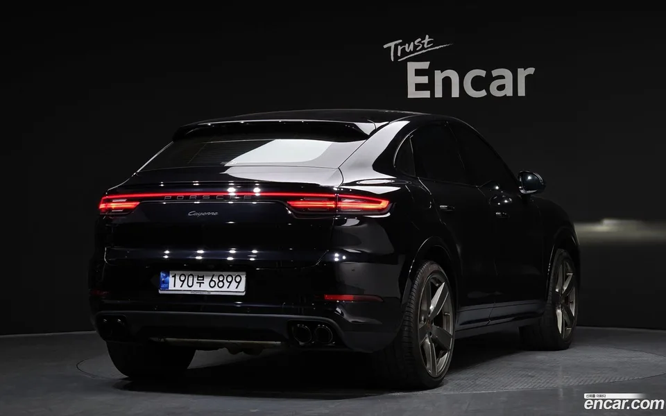 Porsche Cayenne 3.0 2022 — миниатюра 2