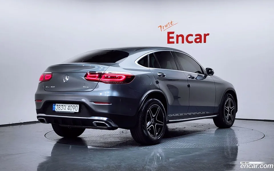Mercedes-Benz GLC-Class GLC300 4MATIC 2022 — миниатюра 2
