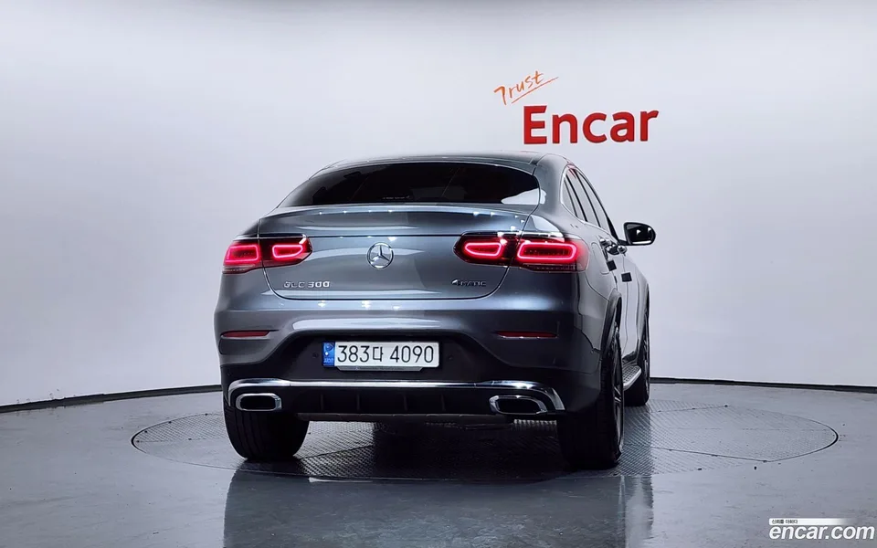 Mercedes-Benz GLC-Class GLC300 4MATIC 2022 — миниатюра 4