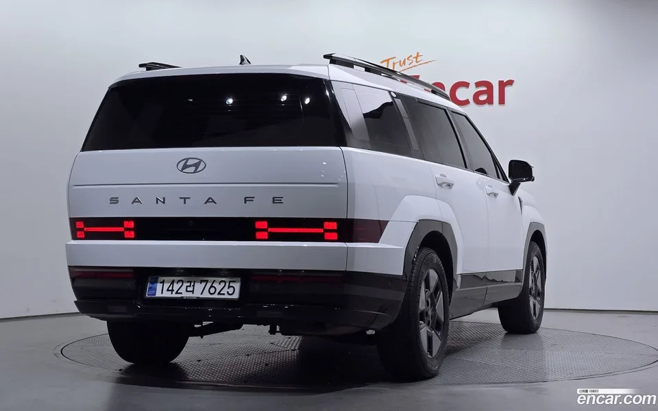 Hyundai SantaFe HEV 1.6 2WD 2023 — миниатюра 2