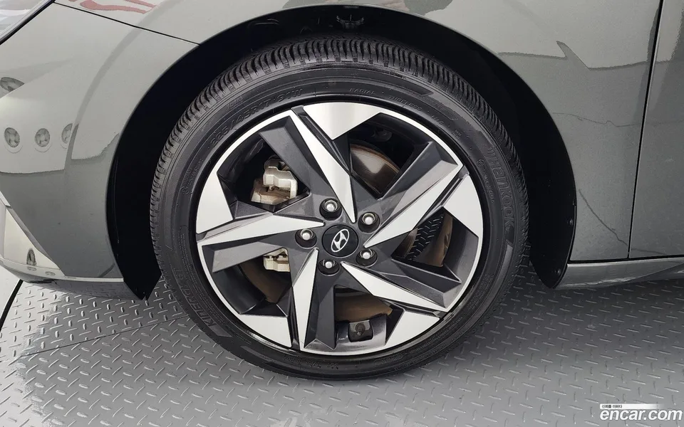 Hyundai Avante 1.6 2023 — миниатюра 5
