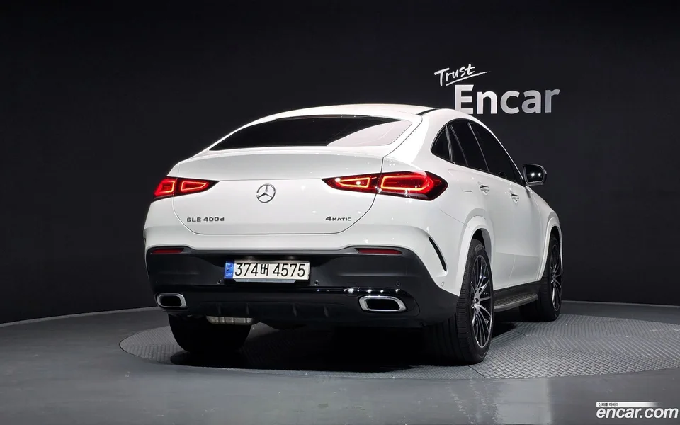 Mercedes-Benz GLE-Class GLE400d 4MATIC 2022 — миниатюра 4