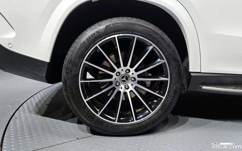 Mercedes-Benz GLE-Class GLE400d 4MATIC 2022 — миниатюра 5