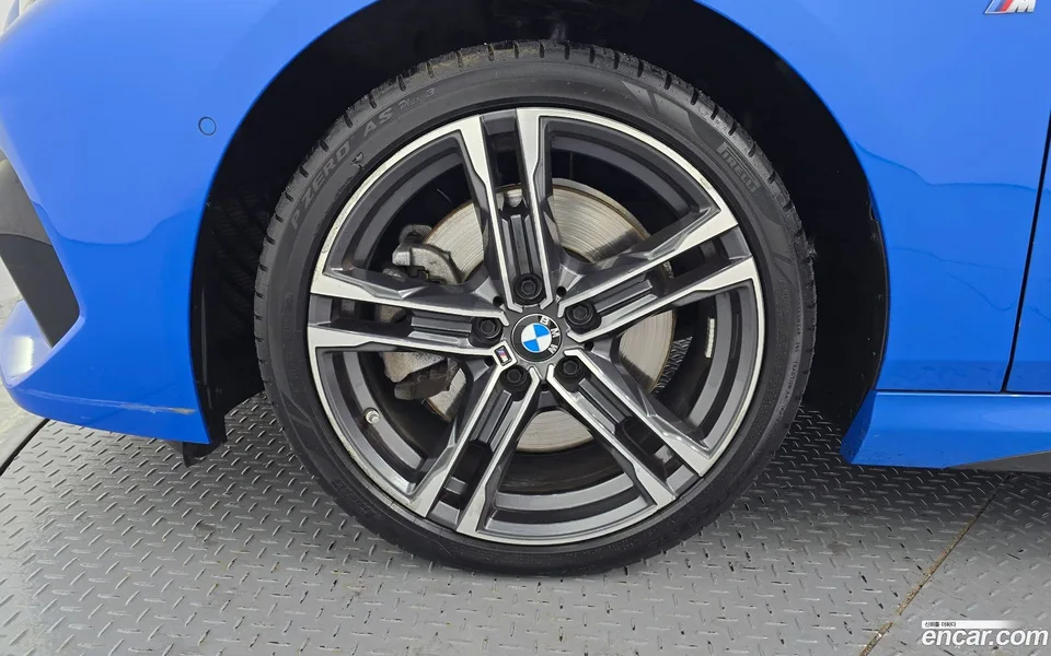 BMW 2 Series Gran Coupe 220i M 2022 — миниатюра 5
