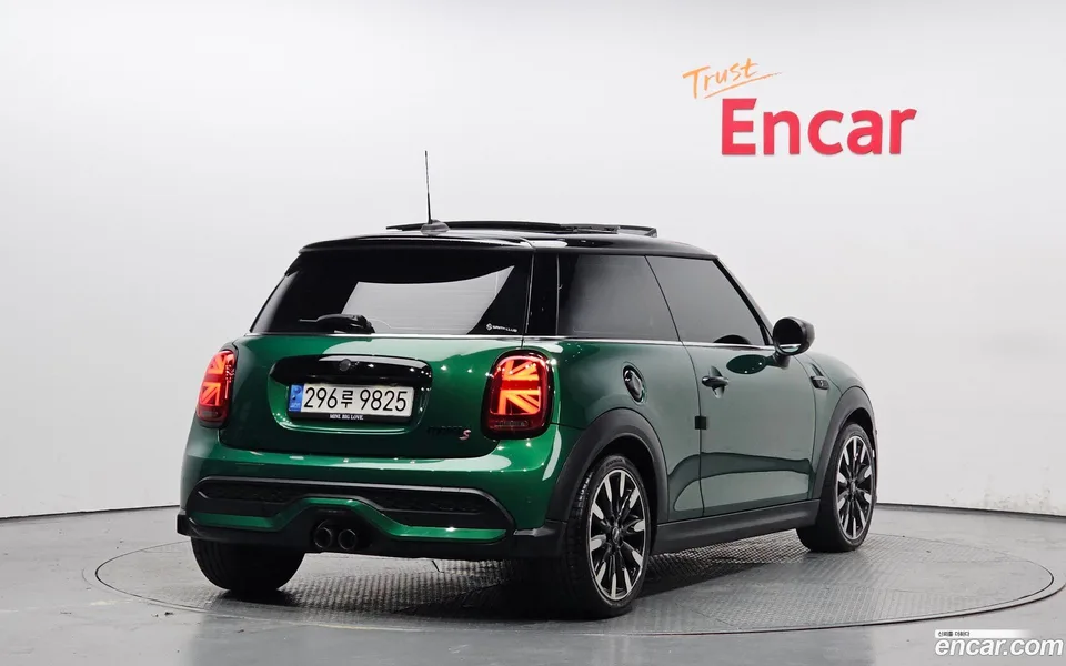 MINI Cooper S 2022 — миниатюра 2