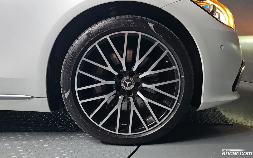 Mercedes-Benz S-Class S580L 4MATIC 2024 — миниатюра 5