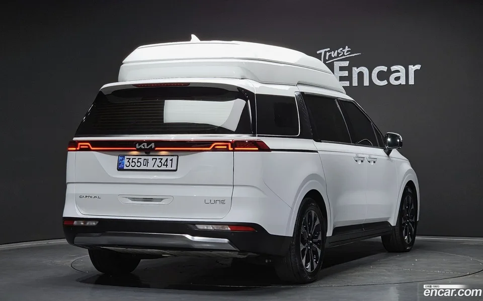 Kia Carnival 9 () 2022 — миниатюра 2