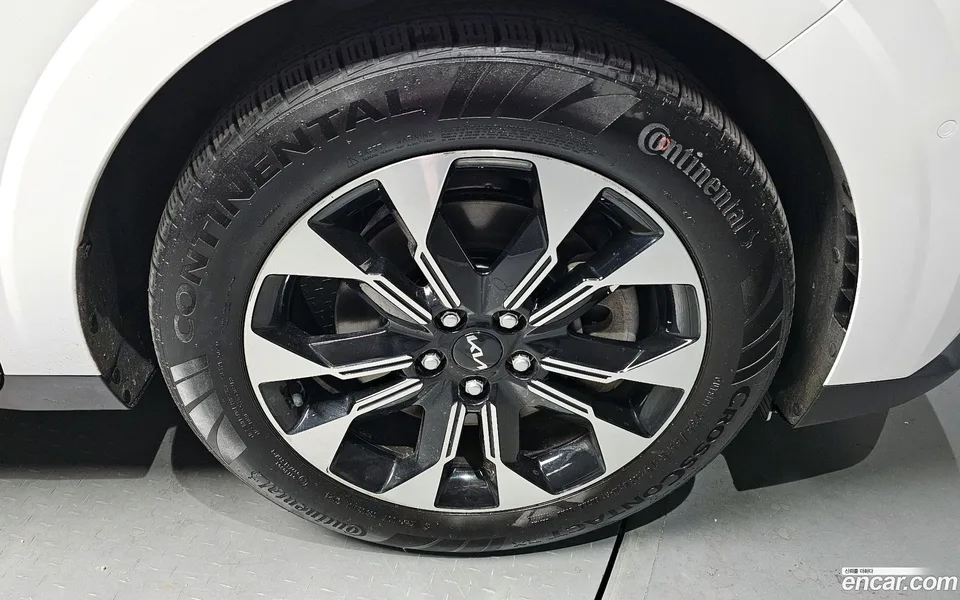 Kia Carnival 9 () 2022 — миниатюра 5