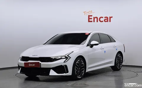 Kia K5 2025 купить в Москве