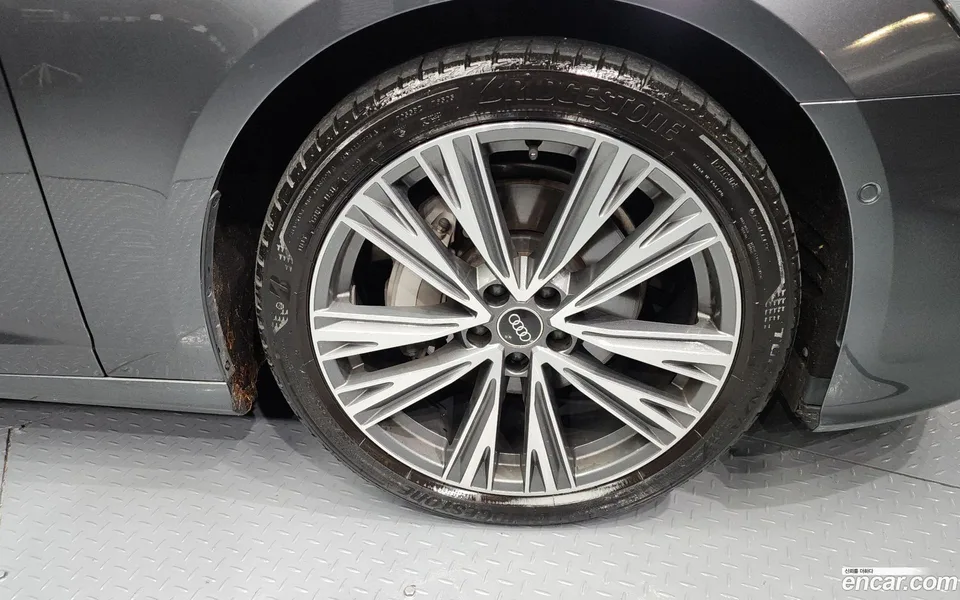 Audi A6 45 TFSI 2022 — миниатюра 5