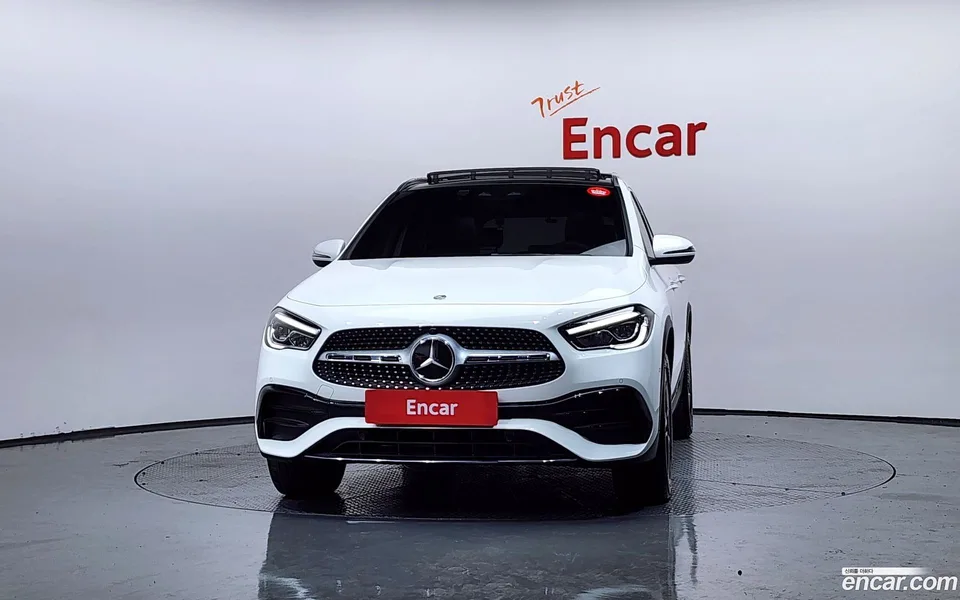Mercedes-Benz GLA-Class GLA250 4MATIC 2022 — миниатюра 3