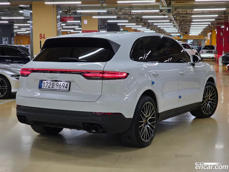 Porsche Cayenne 3.0 2022 — миниатюра 3