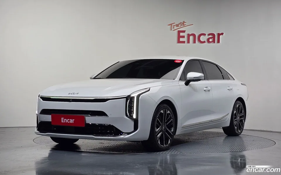 Kia K8 2.5 2WD 2025 — фото 1, купить с доставкой в Москву