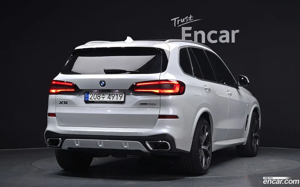 BMW X5 xDrive 30d M 2022 — миниатюра 2