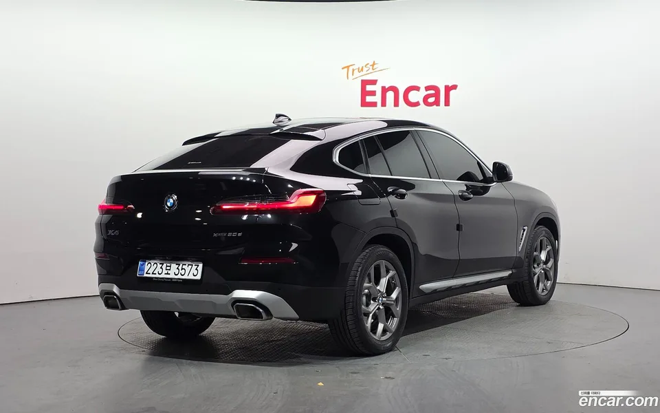 BMW X4 xDrive20d xLine 2022 — миниатюра 2