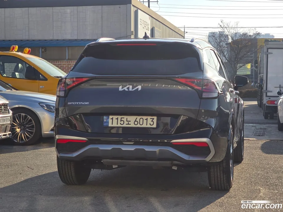 Kia Sportage 1.6 2WD 2024 — миниатюра 2